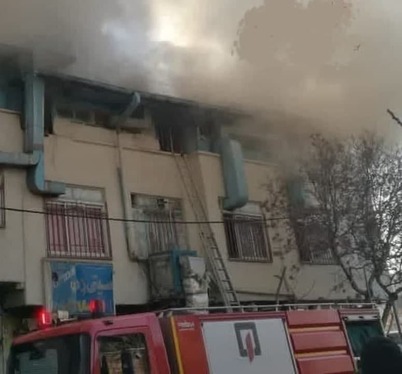 آتش سوزی یک مسافرخانه در خیابان شوش تهران + فیلم و جزئیات