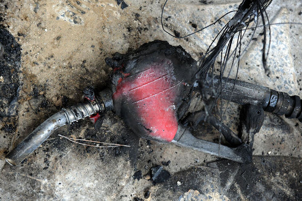 نخستین تصاویر رسمی از خسارت‌های وارده به جایگاه‌های بنزین اطراف تهران